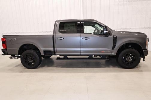 Carbonized Gray Metallic 2026 Ford F-350 Lariat Super Duty
