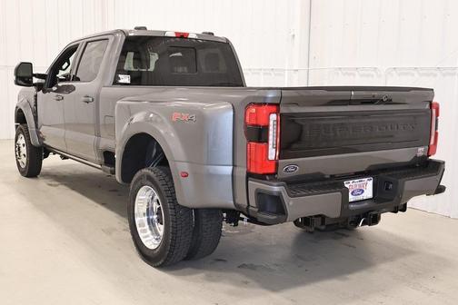 2026 Ford F-450 Platinum