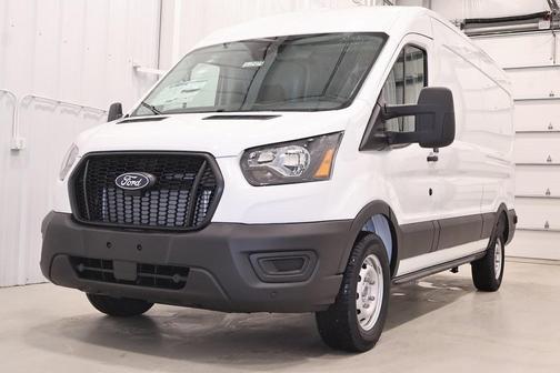 2026 Ford Transit-250 148 WB Medium Roof Cargo