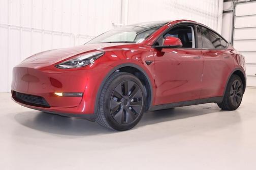 Ultra Red 2025 Tesla Model Y Long Range