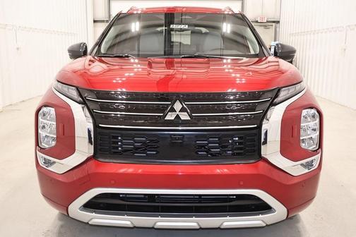 2024 Mitsubishi Outlander SEL