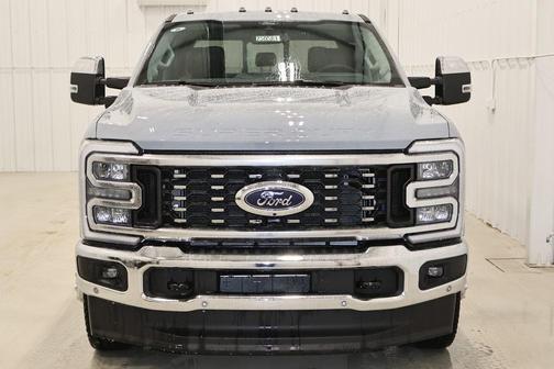 2025 Ford F-350 Lariat DRW