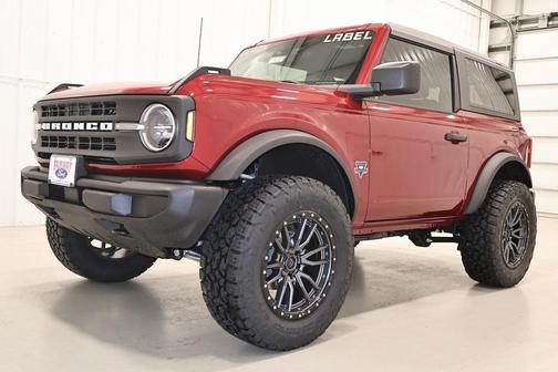 2025 Ford Bronco Base