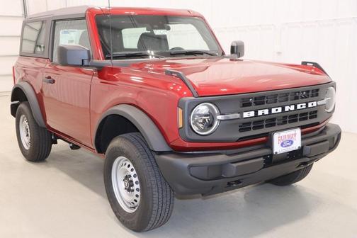 2025 Ford Bronco Base
