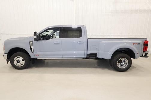 2025 Ford F-350 Lariat DRW