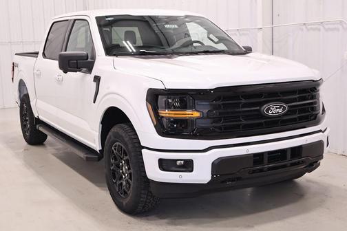 Oxford White 2026 Ford F-150 XLT