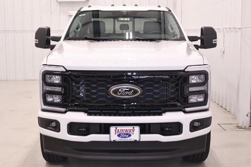 Oxford White 2026 Ford F-350 XLT