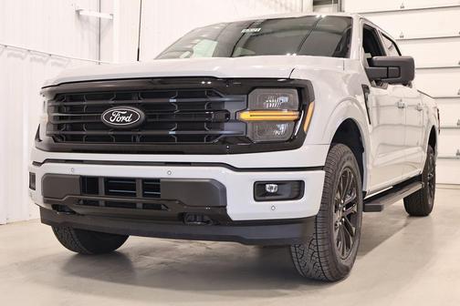 Avalanche 2026 Ford F-150 XLT