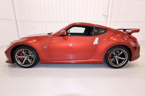 Magma Red Metallic 2013 Nissan 370Z NISMO