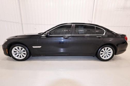 2011 BMW 750 Li xDrive