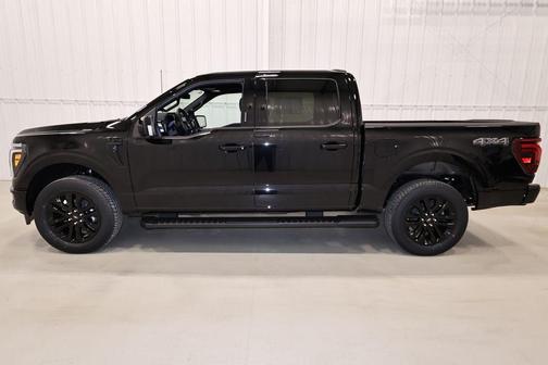 Agate Black Metallic 2026 Ford F-150 Lariat