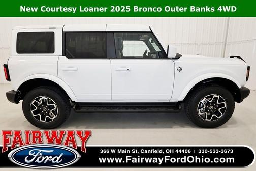 Oxford White 2025 Ford Bronco Outer Banks