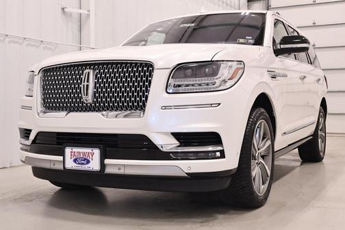 White Platinum Tri-Coat Metallic 2018 Lincoln Navigator Reserve