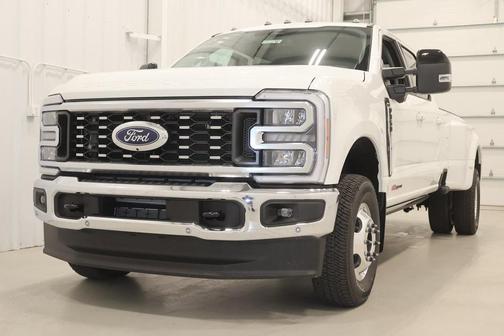 2025 Ford F-350 Lariat DRW