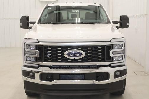 2025 Ford F-350 Lariat DRW