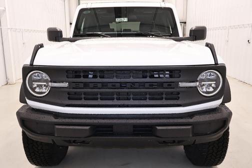 Oxford White 2026 Ford Bronco Big Bend
