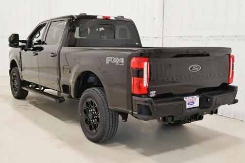 2025 Ford F-350 XLT
