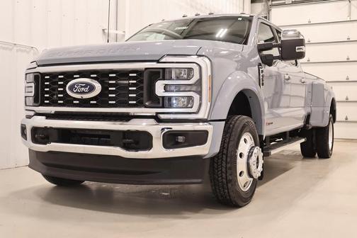 2024 Ford F-450 Lariat