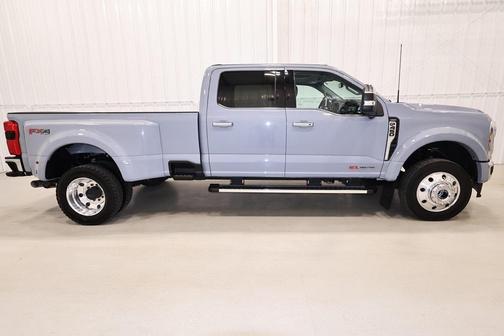 2024 Ford F-450 Lariat