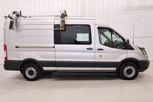 Ingot Silver Metallic 2017 Ford Transit-250 148 WB Medium Roof Cargo