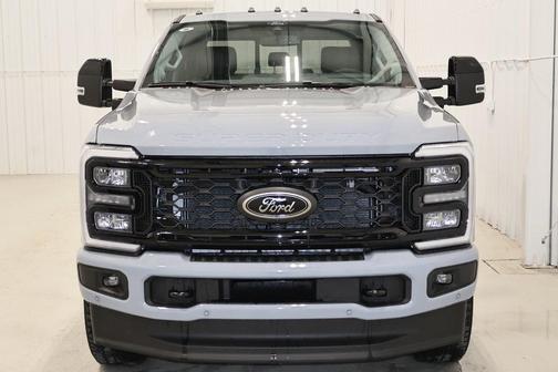 2025 Ford F-350 Lariat Super Duty