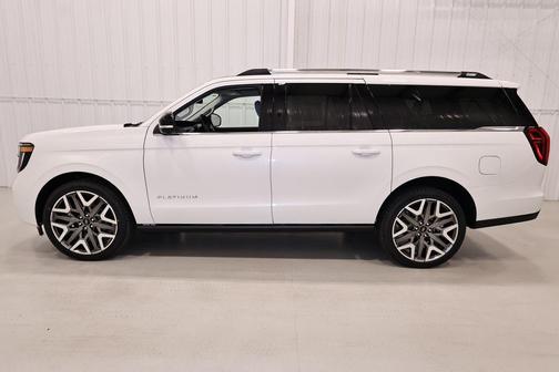 Star White 2026 Ford Expedition Max Platinum