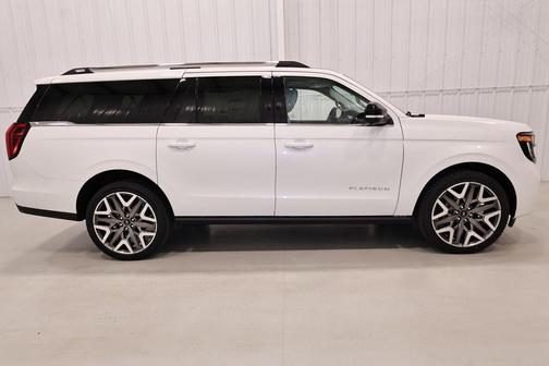 Star White 2026 Ford Expedition Max Platinum