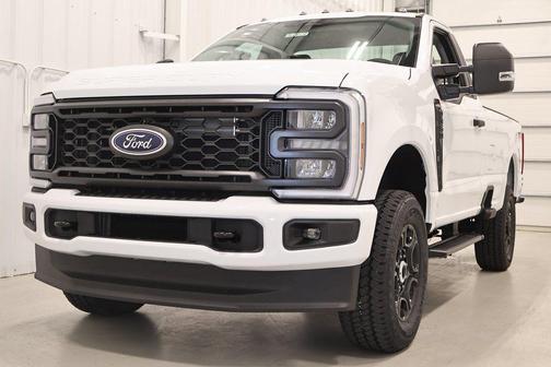Oxford White 2026 Ford F-350 XL