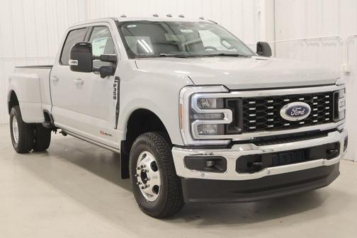 2025 Ford F-350 Lariat DRW