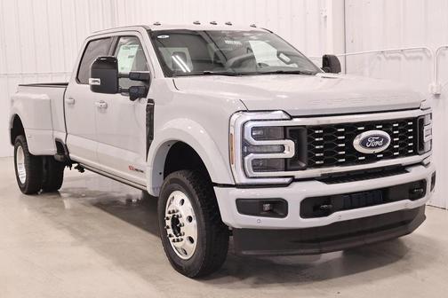 2026 Ford F-450 Platinum