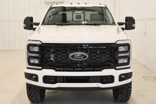 2025 Ford F-350 Lariat Super Duty