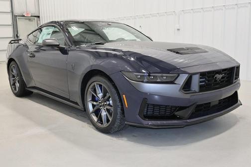 2025 Ford Mustang Dark Horse