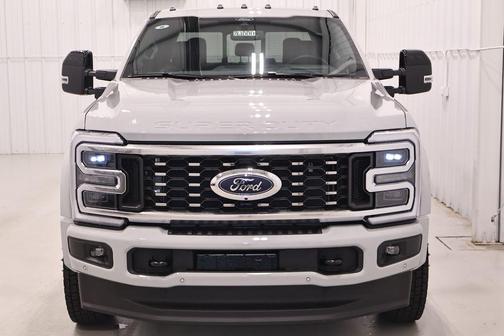 Avalanche 2026 Ford F-450 Platinum