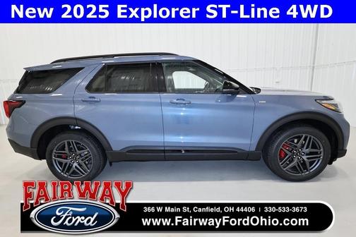 2025 Ford Explorer ST-Line