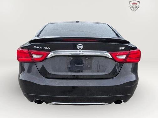 Black 2016 Nissan Maxima 3.5 SR