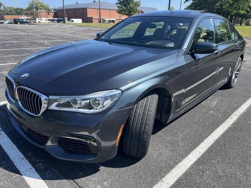 2019 BMW 750 i xDrive