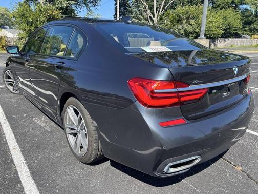 2019 BMW 750 i xDrive