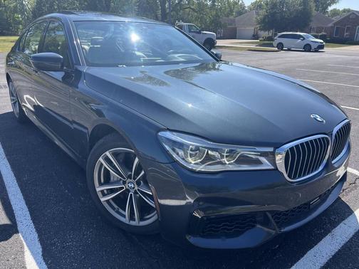 2019 BMW 750 i xDrive