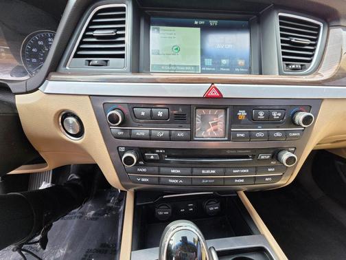 2015 Hyundai Genesis 3.8