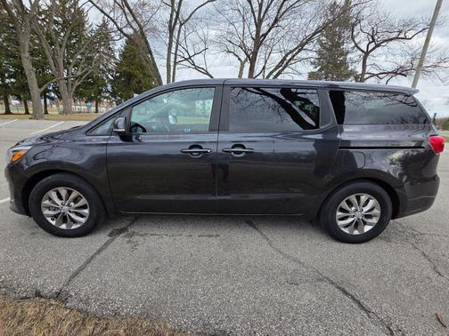 2019 Kia Sedona LX