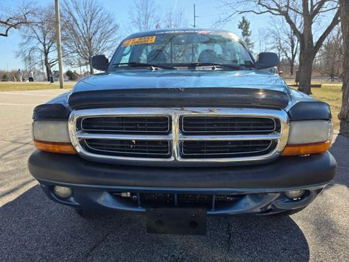 2004 Dodge Dakota Sport