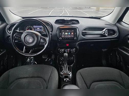 2017 Jeep Renegade Altitude