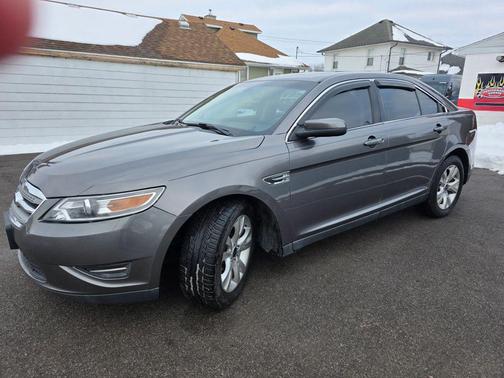 2011 Ford Taurus SEL