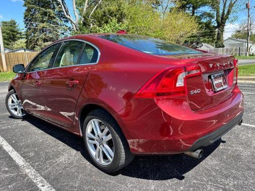 Flamenco Red Metallic 2013 Volvo S60 T5