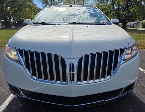 2013 Lincoln MKX Base