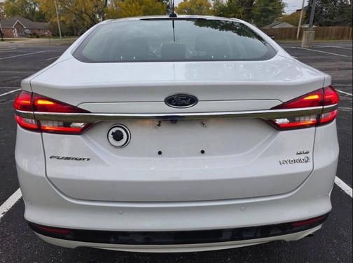 2017 Ford Fusion Hybrid SE