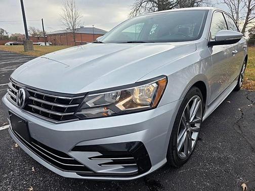 2016 Volkswagen Passat 1.8T R-Line