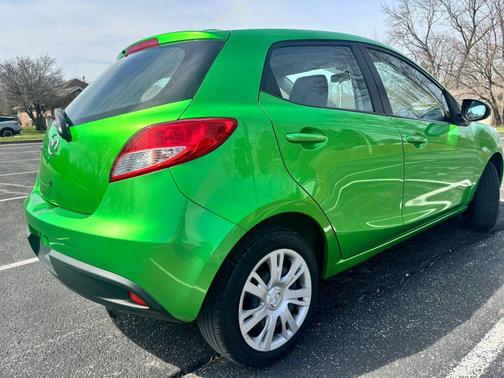 Spirited Green Metallic 2012 Mazda Mazda2 Sport