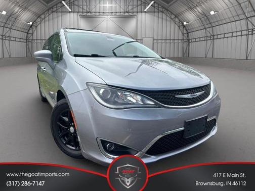 Gray 2020 Chrysler Pacifica Touring