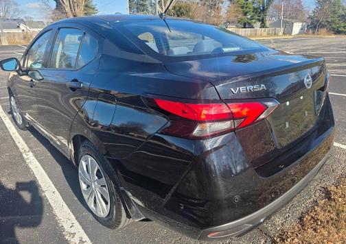 2020 Nissan Versa 1.6 S